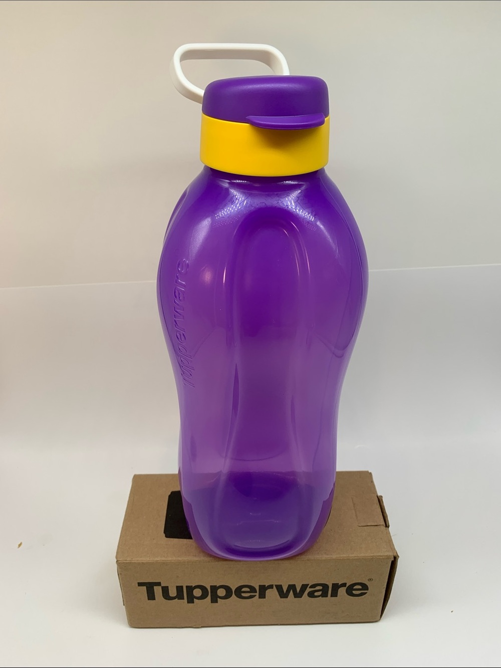 Tupperware Purple Bottle with Yellow Accent and White Handle 2L